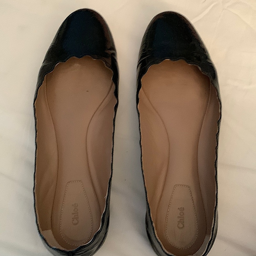 Black patent Chloe scalloped flats (Lauren/Jolly)